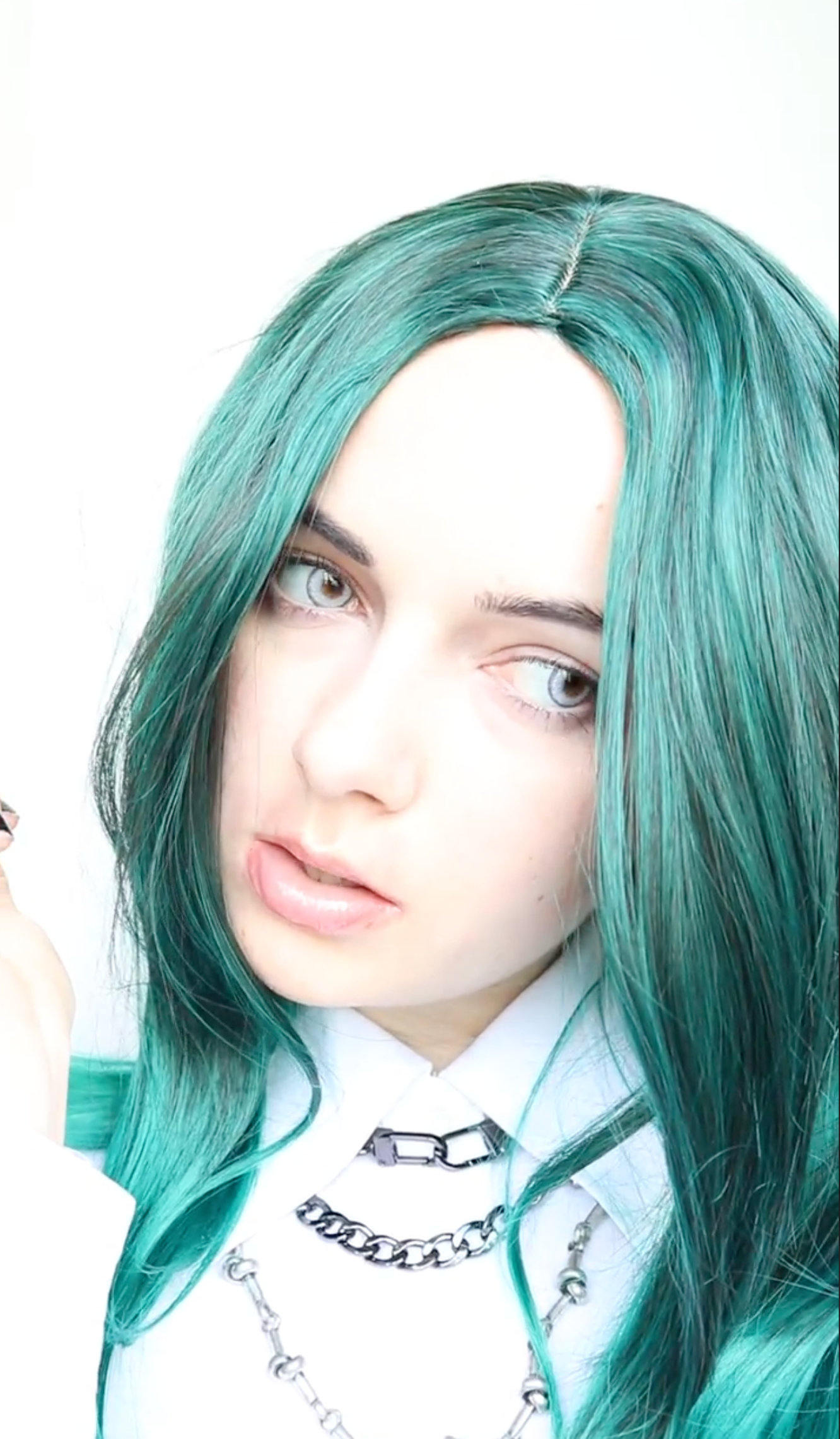 Bad Guy green blue short synthetic wig, funny cosplay, short wigs women