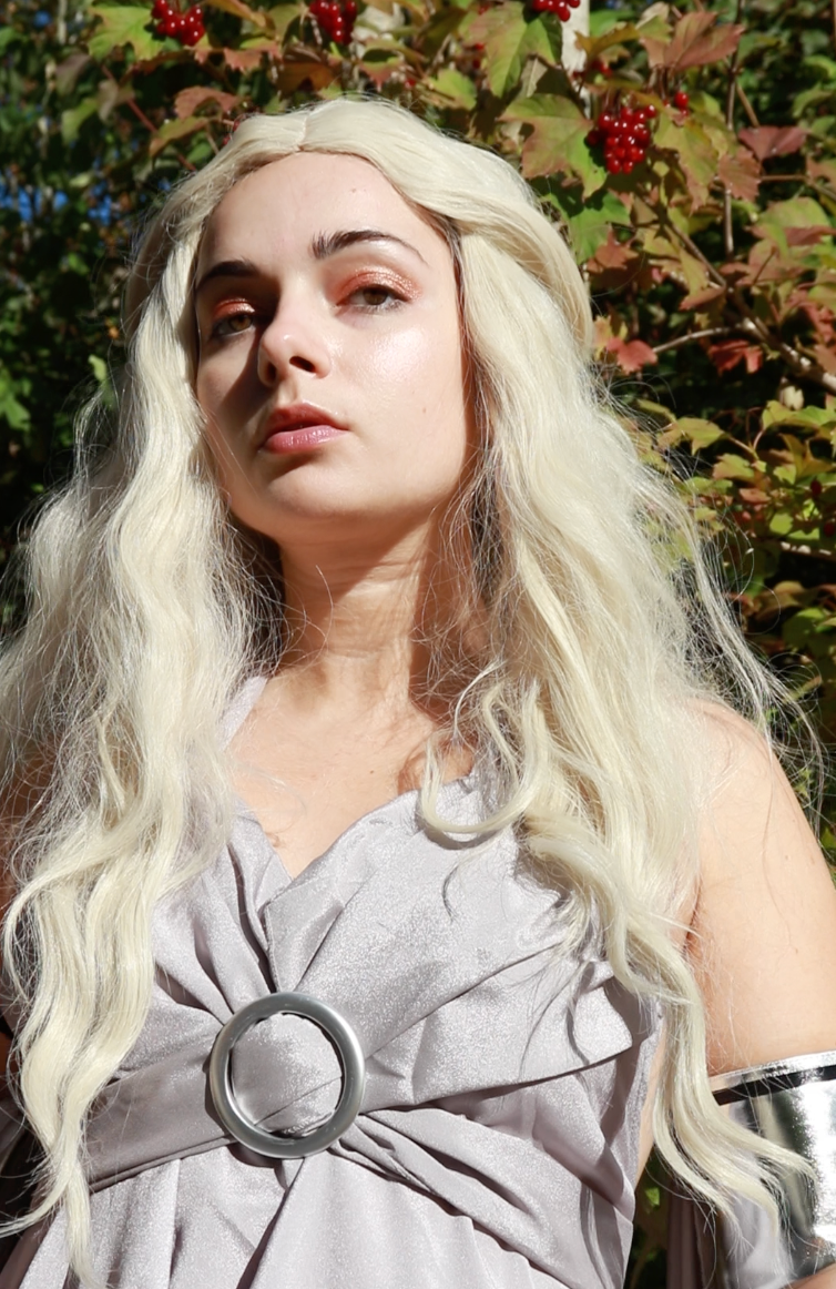 Medieval Dragon queen cosplay blonde wavy wig, custom styled, women haircare, historic cosplay, mother of dragons halloween look