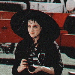 Beetlejuice Lydia Deetz cosplay, cashmere coat & hat, women gothic cosplay, movie character cosplay, gothic fashion