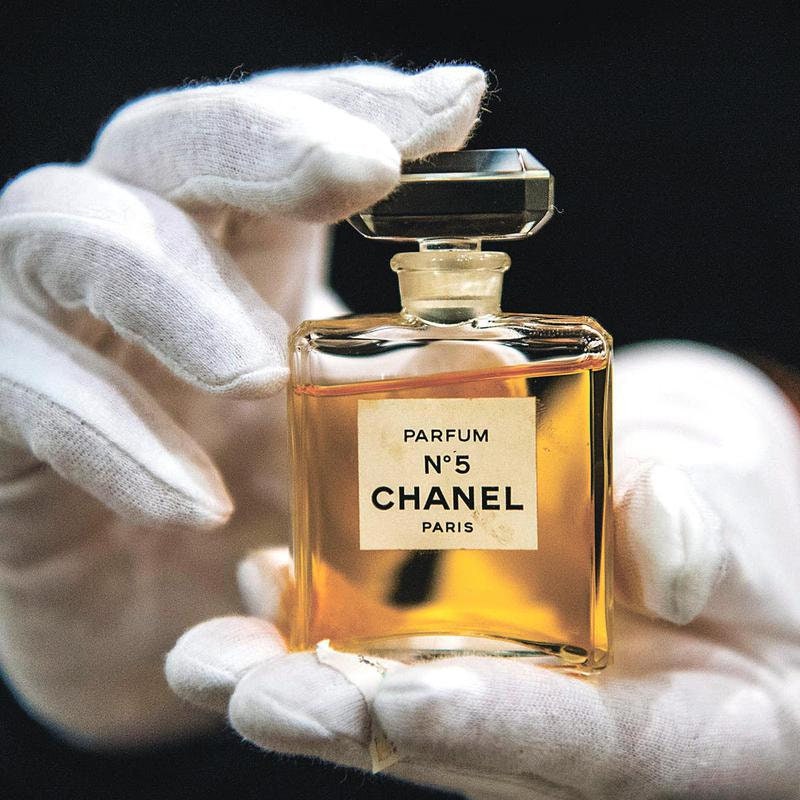 RARE GEM Chanel 5 60s fragrance vintage bottle with perfume, iconic women fragrance, women perfumes France, Paris