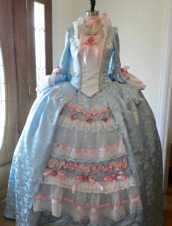 Custom made Queen Marie Antoinette ,Elizabeth I Tudor Renaissance dress, cosplay Carnival Costume Ball Gown Halloween Dress